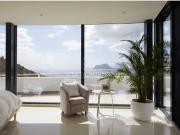 Descubra Villa Navis: Un Refugio de Lujo en El Portet de...