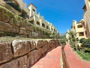Descubre este exclusivo apartamento en venta en Doña...