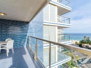 Descubre estos preciosos apartamentos en primera línea...