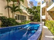 Descubre Playa Village: a 2 pasos de Playa Mamitas,...