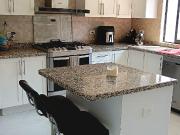 Descubre tu Santuario de Lujo y Exclusividad en El...