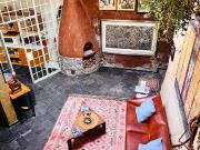 DESIERTO DE LOS LEONES, Residencia inserta en un oasis...