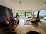 Design trifft Natur Möblierte Neubauwohnung mit...