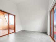 Design trifft Panorama moderne 3.5 Zimmer Dachwohnung