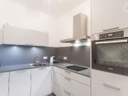 Designer condo riverfront with concierge service +5min...