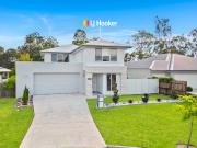 Designer Family Home on the Golf Course