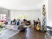 Designer finishes and privacy in 'Ivy'