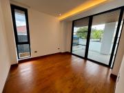 Designer Finishes & Mountain Views: 4BR Luxury Home in...