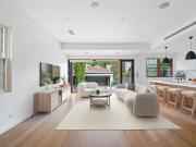 Designer Home With Sunny Eastern Aspect