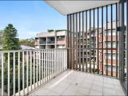 Designer one bedroom apartment within the luxurious...