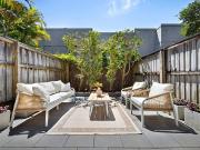 Designer Two Storey Garden Apartment, Serene Rear...