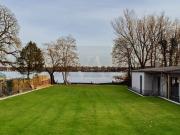 Designer Wohnung in erster Wasserlinie Am Großen Wannsee...