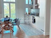 Designerwohnung in saniertem Altbau großzügig,...