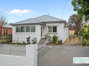 Desirable East Tamworth location on a generous 864sqm block Desirable East Tamworth location on a generous 864sqm block