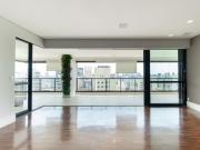 Imperdível apartamento para venda em Moema com 3...