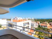Deslumbrante apartamento renovado com vista para o mar