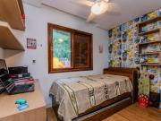 Sensacional casa em condomínio para venda com 4 quartos,...