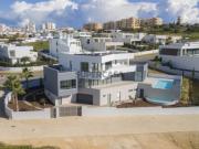 Deslumbrante moradia contemporânea com piscina, perto da...