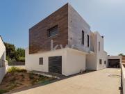 Deslumbrante moradia T5 de 2 pisos com piscina em...