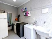 Imperdível sobrado para venda em Jardim Virginia Bianca...