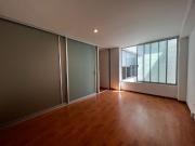 Despacho en la Paz de 84 m2, 3 oficinas y recepción,...