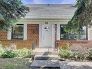 Detached Home For Lease | W9253113