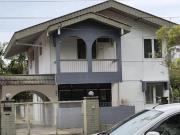 Detached house opposite Saradise and BDC