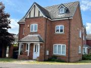 Detached house to rent on