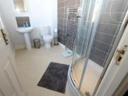 Detached house to rent on
