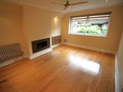 Detached house to rent on