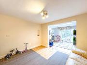 Detached house to rent on Detached house to rent on