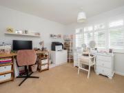 Detached House to rent with 4 bedrooms, Abinger Avenue,...