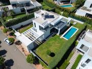 Detached Villa · Cancelada