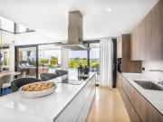 Detached Villa in Nueva Andalucía