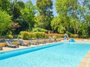 Deux maisons, deux piscines dans un domaine privé à 10...