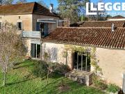 Deux maisons en pierre rénovées avec grange, garage,...