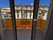 Deux pièces à vendre en bon état avec terrasse et...