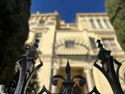 Deux pièces neuf en dernier étage immeuble bourgeois à...