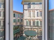 Deux pièces rénové avec balcon, proche Coulée Verte à Nice