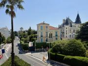 Deuxième et dernier étage d'une petite maison à...