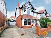 Devonshire Drive, Scarborough, 6 Bedroom Semi detached