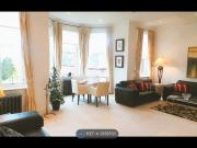 Devonshire House, Woodford Green IG8, 3 bed flat to... Devonshire House, Woodford Green IG8, 3 bed flat to...