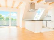 DG Wohnung mit Traumausstattung und 50m² Dachterrasse...