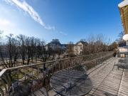 DG Wohnung Skyline Festung im Blick, Stadt zu Füßen