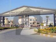 DHA 2 Sector E Street No 1 Near To Centeral Commercial 1...