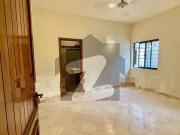 Dha like new uper portion for rent