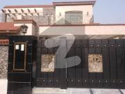 DHA Phase 6 kanal full house with basement for rent