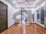 DHA Phase 7 Brand New Alter Modern Design 1 Kanal Full...
