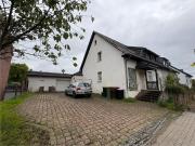 DHH auf großem Eigentumsgrundstück in Dormagen Rheinfeld