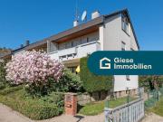 DHH mit Garten und Weitblick auf drei Ebenen